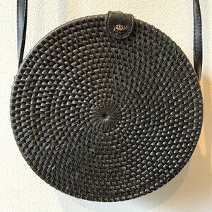 Black Straw Circle Bag